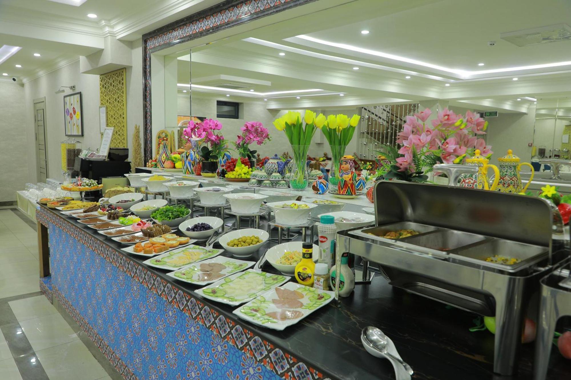 Human Hotel Tashkent Exterior foto